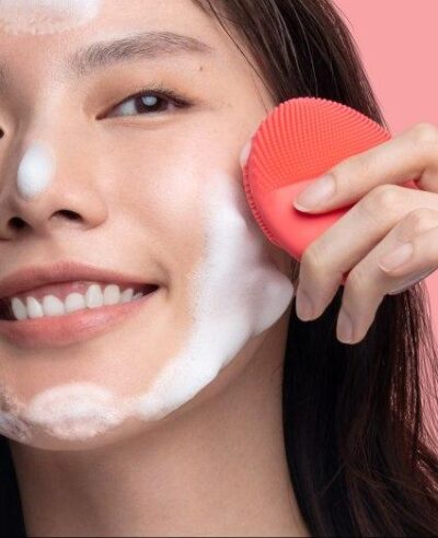 Electric Facial Cleansing Brush